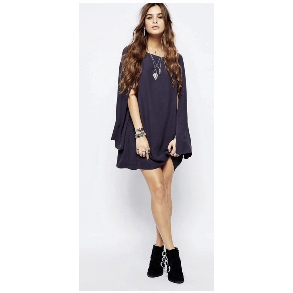 Free People Some Like It Hot Cape Dress Split Sleeves Navy Blue Size XS NEW